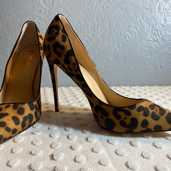 FSJ Women Sexy Leopard Printed Dress Shoes Pointy Toe High Heels Stilettos Pumps - Picture 5 of 14